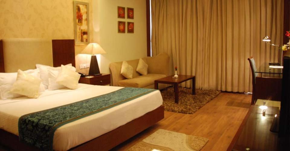 The Victoria Grand Hotel & Spa Касаули Экстерьер фото